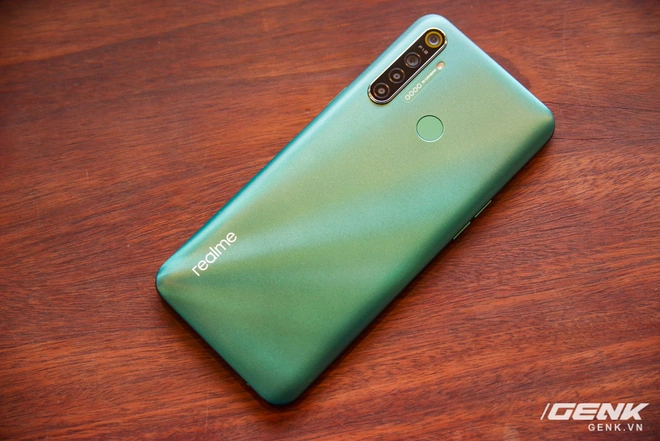 Tr&ecirc;n tay Realme 5i: 4 camera, pin 5000mAh m&agrave; gi&aacute; chỉ 3,69 triệu đồng - Ảnh 1.