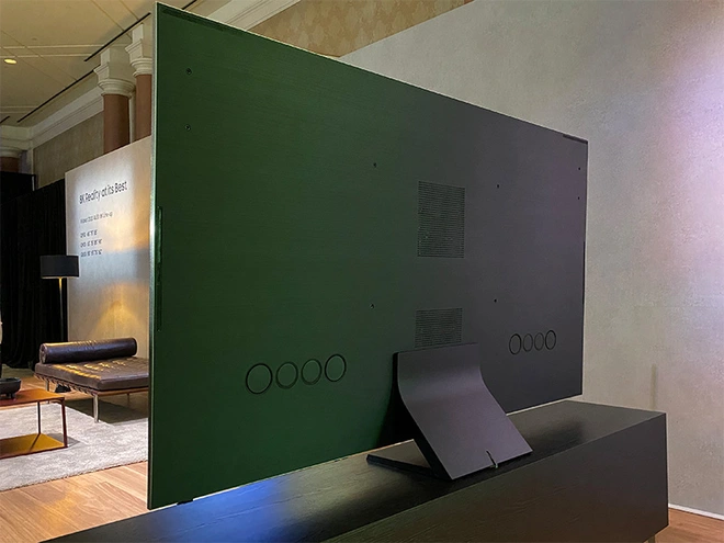 [CES 2020] Cận cảnh chiếc TV QLED kh&ocirc;ng viền của Samsung:Thiết kế cực kỳ ấn tượng, tỷ lệ m&agrave;n h&igrave;nh 99%, chỉ mỏng 14,9mm - Ảnh 6.