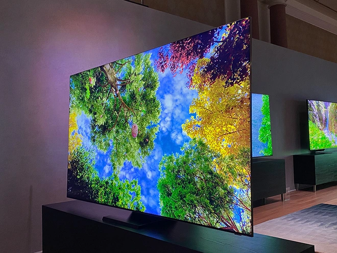 [CES 2020] Cận cảnh chiếc TV QLED kh&ocirc;ng viền của Samsung:Thiết kế cực kỳ ấn tượng, tỷ lệ m&agrave;n h&igrave;nh 99%, chỉ mỏng 14,9mm - Ảnh 2.