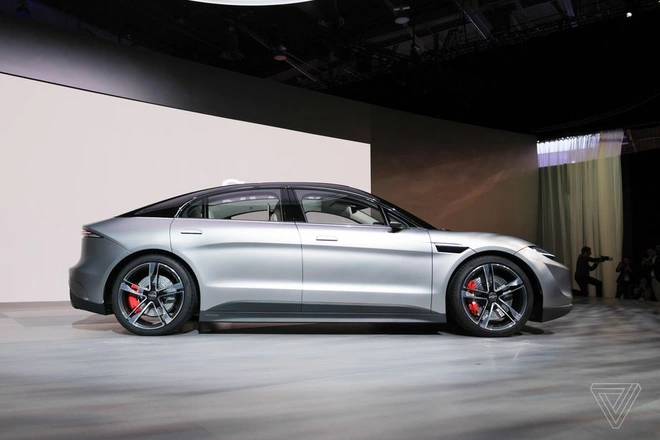 [CES 2020] Sony bất ngờ c&ocirc;ng bố xe điện Vision-S - Ảnh 2.