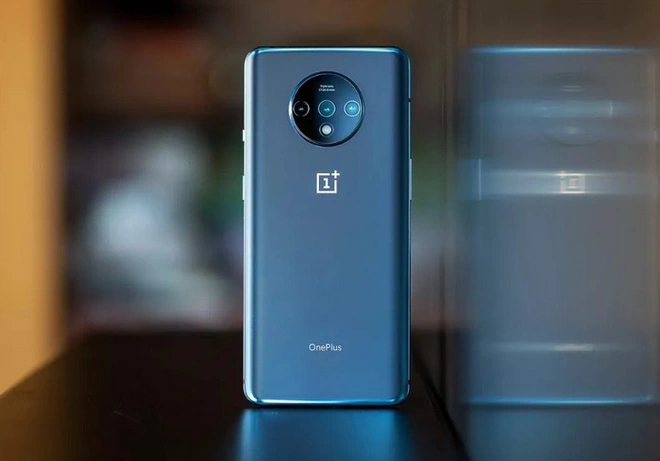 T&iacute;nh năng mới của OnePlus sẽ gi&uacute;p bạn y&ecirc;n t&acirc;m sạc điện thoại qua đ&ecirc;m m&agrave; kh&ocirc;ng lo bị chai pin - Ảnh 1.