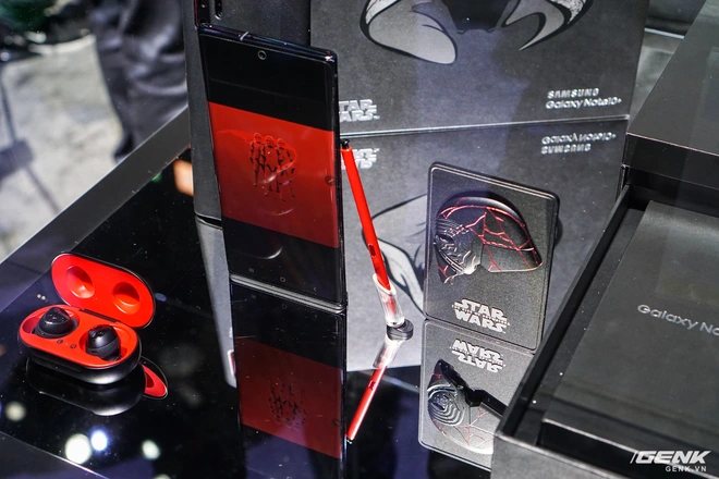 [CES 2020] Cận cảnh Galaxy Note10  phi&ecirc;n bản đặc biệt d&agrave;nh ri&ecirc;ng cho fan Star Wars - Ảnh 4.
