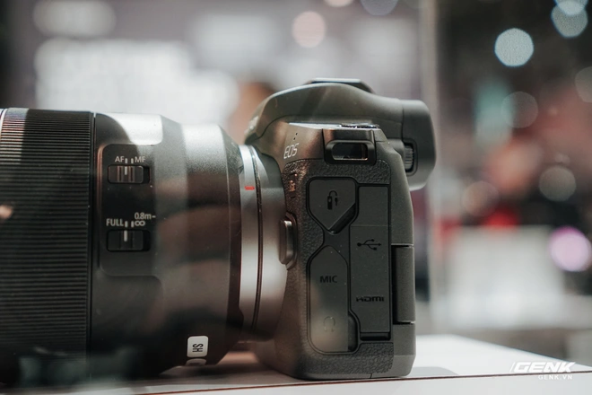 [CES 2020] Cận cảnh bộ đ&ocirc;i qu&aacute;i vật Canon EOS 1DX Mark III v&agrave; EOS Ra - Ảnh 14.