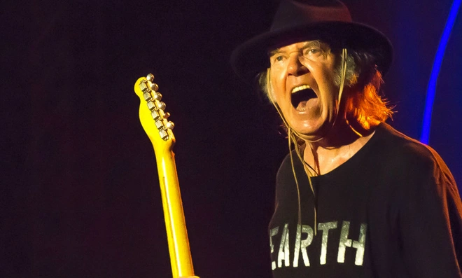 C&oacute; hệ thống &acirc;m thanh hiện đại nhưng MacBook Pro 16 inch vẫn bị ca sĩ kỳ cựu ch&ecirc; bai c&oacute; chất lượng &acirc;m thanh như m&oacute;n đồ chơi - Ảnh 1.