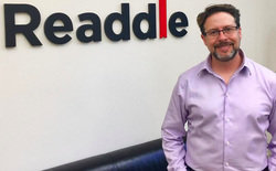 Hãng ứng dụng nổi tiếng của Ukraina đã mời cựu nhân viên Apple đầu quân trong mảng email