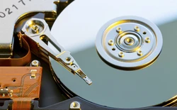 Tưởng sẽ chết nhưng không phải, ổ cứng HDD còn thay đổi việc lưu trữ và tính toán bằng những phát minh mới