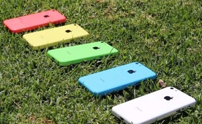 Nhà mạng tặng miễn phí iPhone 5c cho người dùng