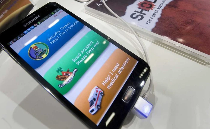 Galaxy Mega 6.3 không sợ pin yếu