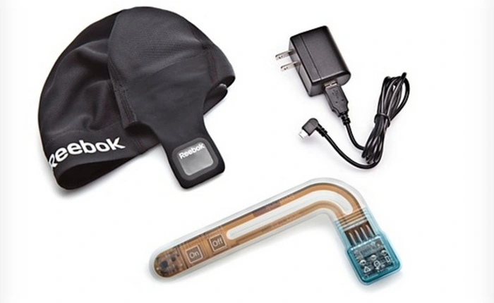 Mũ phát hiện chấn động não Checklight có giá 150 USD