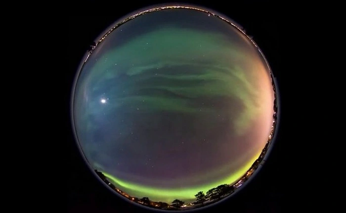 Trải nghiệm hiện tượng cực quang siêu đẹp ngay trên trình duyệt