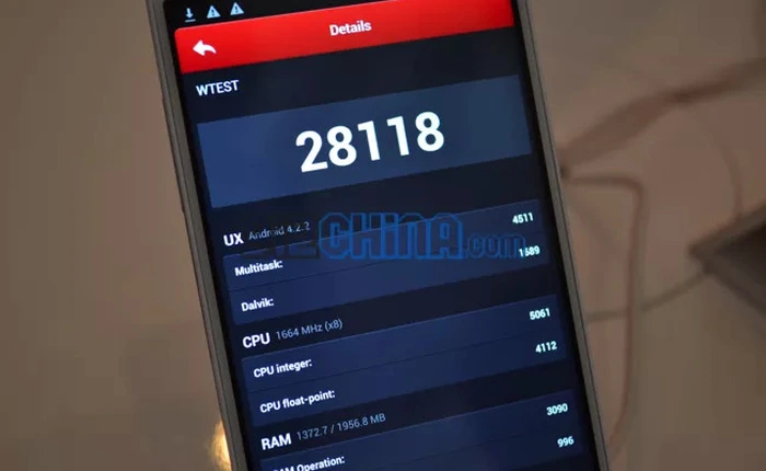 Điện thoại 8 nhân thực đầu tiên chính thức ra mắt, giá 6,3 triệu đồng