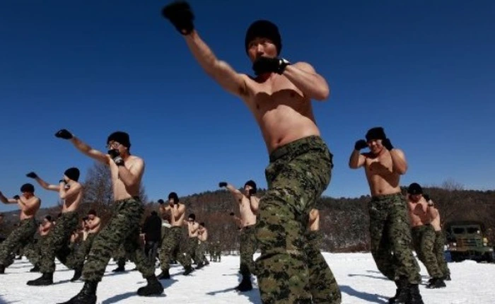 Khắc nghiệt như nghĩa vụ quân sự ở Hàn Quốc