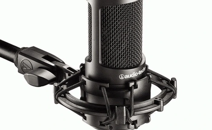 Alctron UM900 – Mic chuyên nghiệp cho người không chuyên