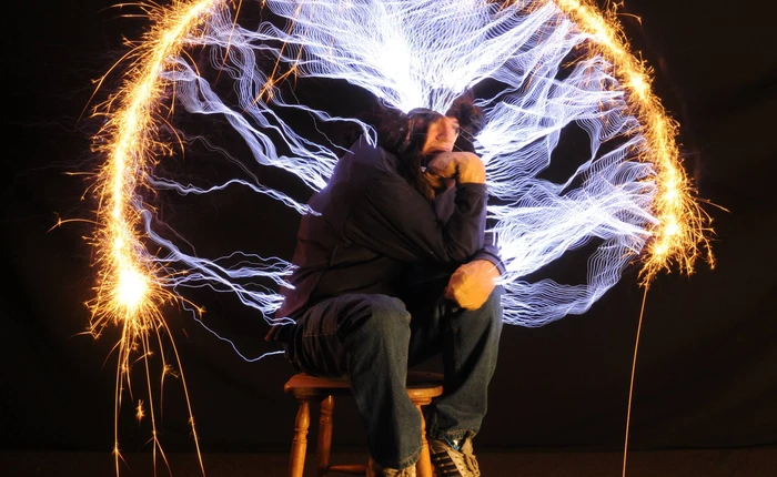 Những bức ảnh đáng kinh ngạc về sự phóng điện