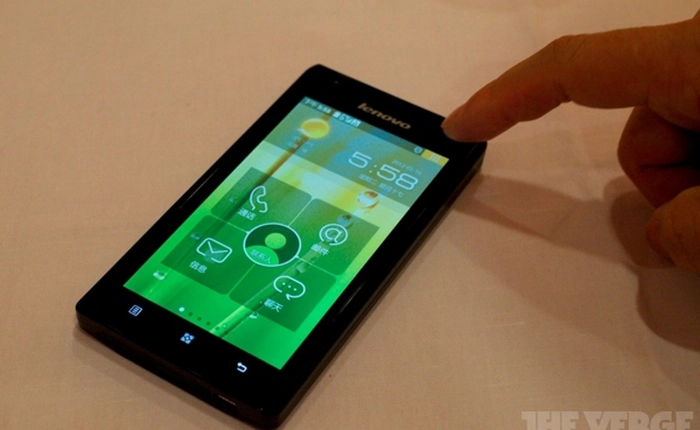 Lenovo chuyển hướng vào điện thoại di động cao cấp