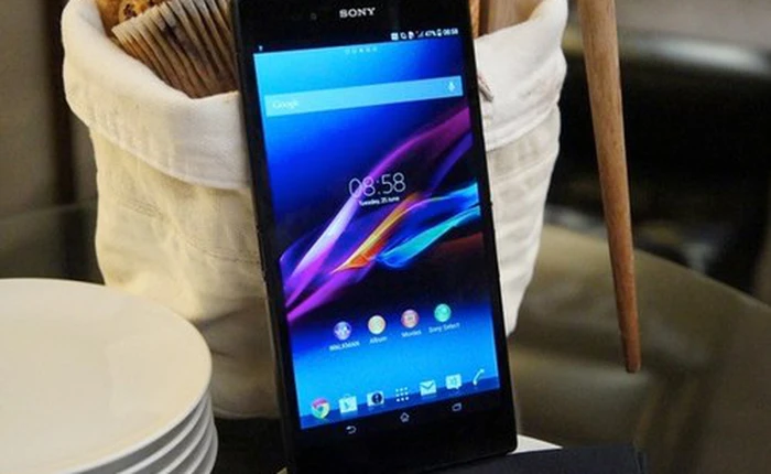 Ảnh và video thực tế Xperia Z Ultra, phablet khủng của Sony