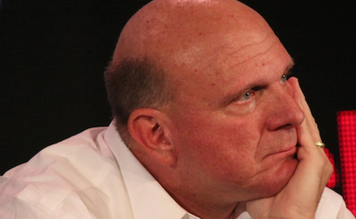 CEO Microsoft Steve Ballmer tuyên bố nghỉ hưu, thị trường phản ứng hồ hởi