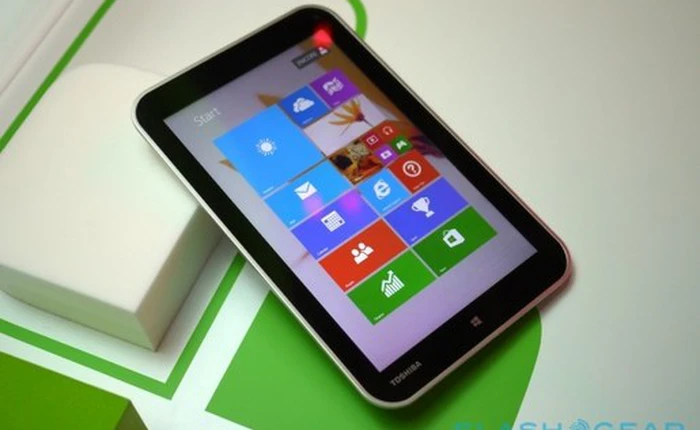 Toshiba giới thiệu máy tính bảng Windows 8 cầm được bằng 1 tay
