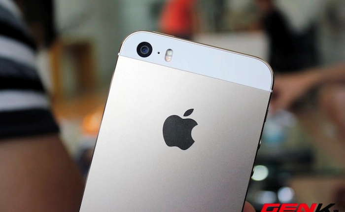 Dùng thử camera iPhone 5s: Chụp với đèn flash "đè bẹp" iPhone 5