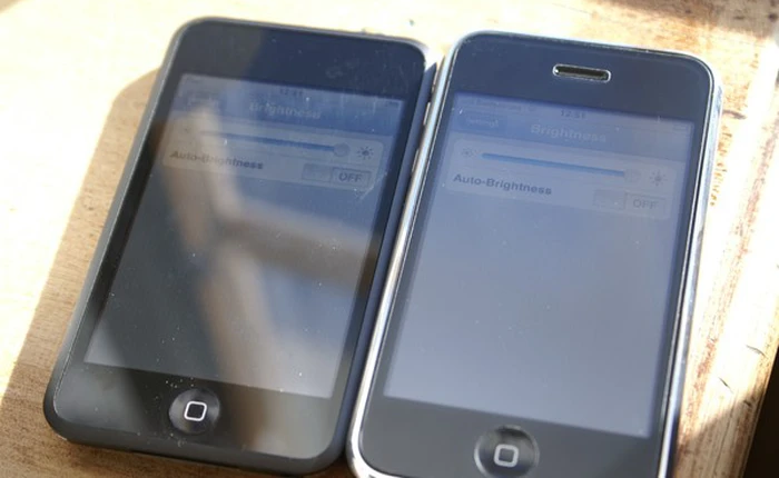 iPhone ban đầu được tạo ra để xem email trong toilet