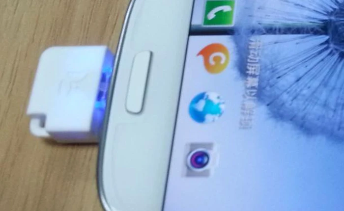 Meenova: Đầu đọc thẻ microSD tăng dung lượng cho thiết bị Android