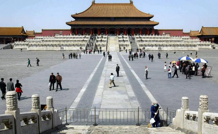 Những tảng đá 100 tấn ở Tử Cấm Thành được vận chuyển thế nào?