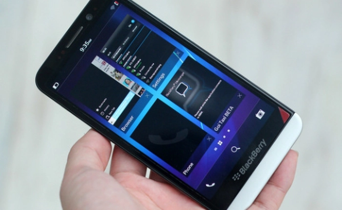 BlackBerry Z30 lộ giá chát gần 15 triệu đồng