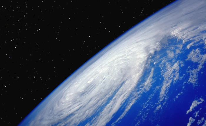 Những người đặc biệt đang làm việc trên vũ trụ