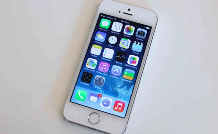 iPhone 5s và iPhone 5c xách tay đồng loạt giảm giá