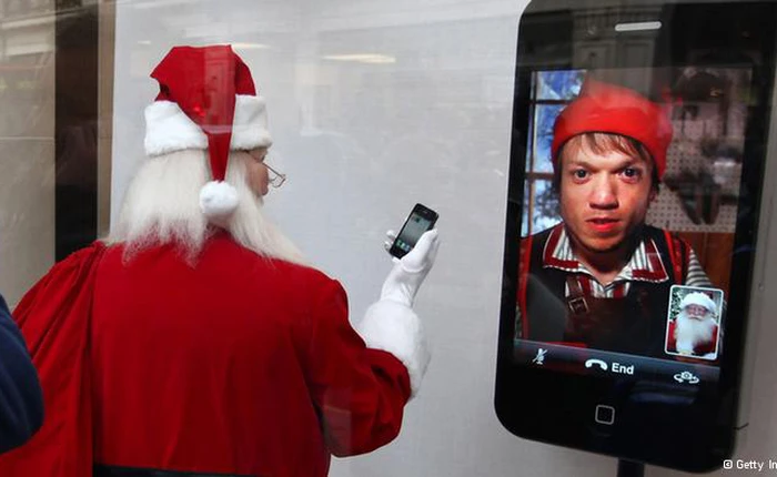 Loạt ứng dụng đặc sắc mang không khí Noel đến với dế cưng