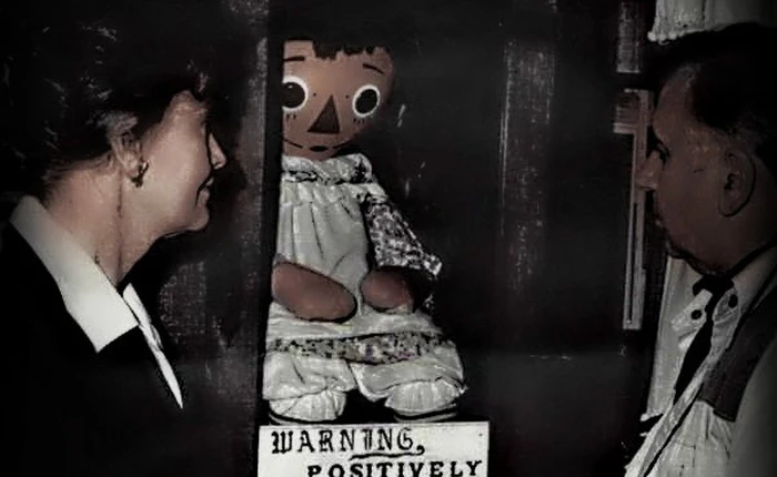 Những con búp bê bị ma ám nổi tiếng nhất mọi thời đại