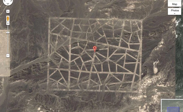 Làm thế nào để định hướng bằng mắt thường trên sa mạc?