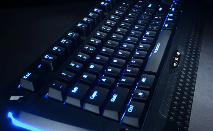 Tesoro giới thiệu bàn phím cơ giúp đổi màu phím theo ý thích