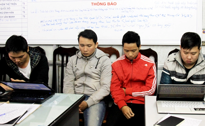 Phát tán phim “nóng” - chiêu kiếm bộn tiền