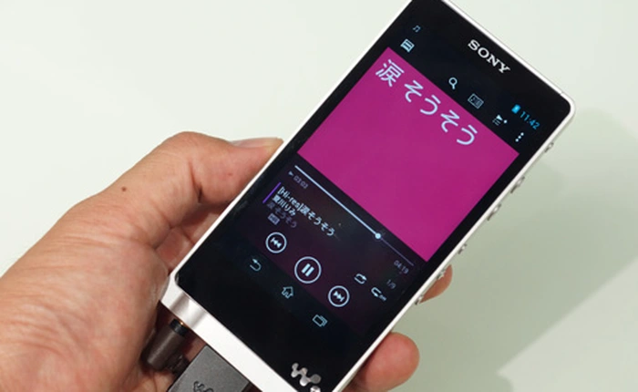 Ảnh thực tế máy nghe nhạc Walkman cao cấp nhất của Sony