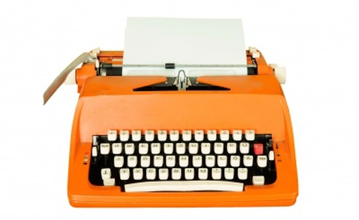 Copywriter: Người bán hàng đằng sau chiếc máy chữ