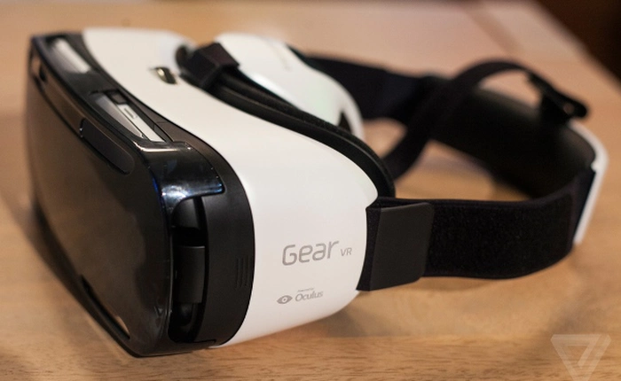 Trên tay kính thực tại ảo rất ấn tượng của Samsung: