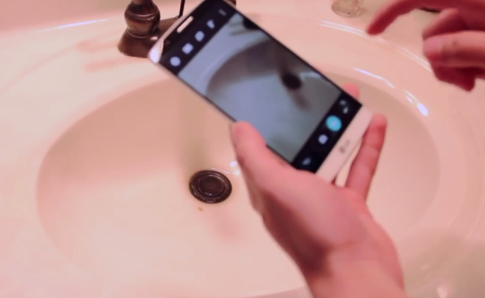 Bất ngờ với khả năng chống nước của LG G3