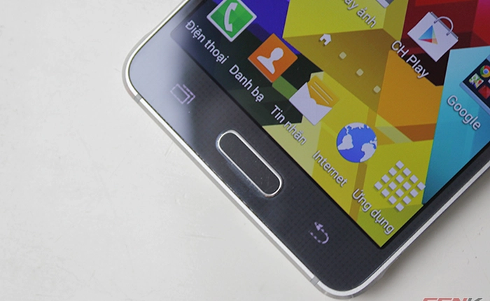 Màn hình Galaxy Alpha được cải tiến, hiển thị màu tốt