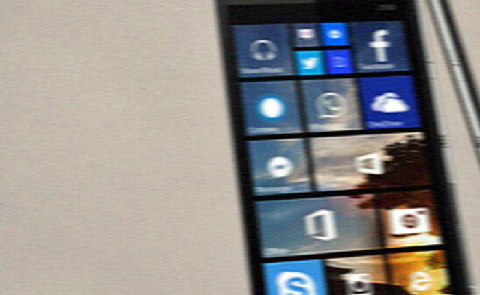 Lộ diện Lue Z, smartphone chạy Windows Phone mới của Sony