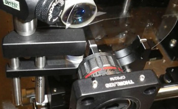 Máy ảnh nhanh nhất thế giới có thể chụp được cả phản ứng hóa học