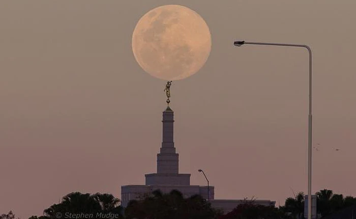 Cùng ngắm nhìn hình ảnh “siêu Mặt trăng” đêm qua