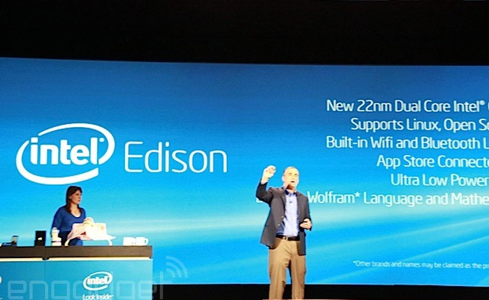 [CES 2014] Intel giới thiệu máy tính nhỏ bằng 1 chiếc thẻ nhớ