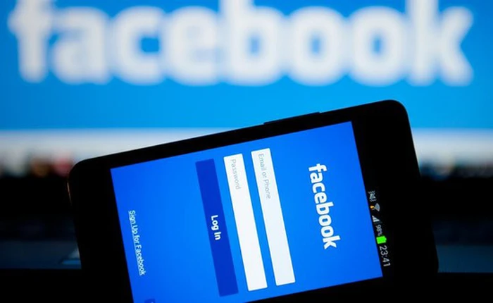 Facebook phân trần việc ép người dùng cài Messenger