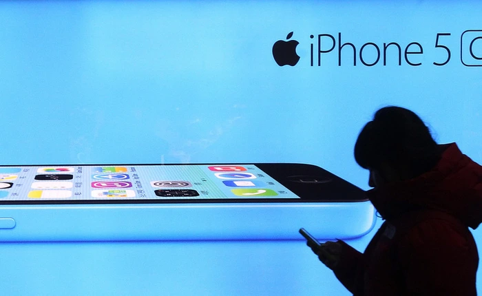 2013: Apple chịu chi tiền cho quảng cáo gần ngang bằng với Samsung