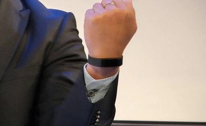 Acer hé lộ vòng đeo tay theo dõi sức khỏe Liquid Leap