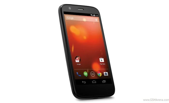Ra mắt điện thoại giá rẻ Moto G chạy Android gốc