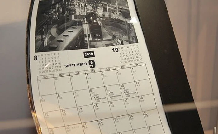 Sony phát triển smartwatch dùng giấy điện tử