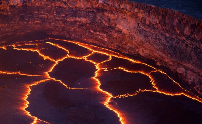 Sự sống trên Trái Đất có thể bắt nguồn từ núi lửa