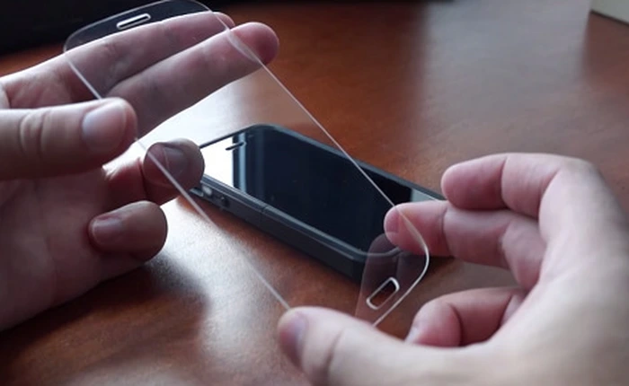 Màn hình sapphire “siêu bền” được làm ra như thế nào?